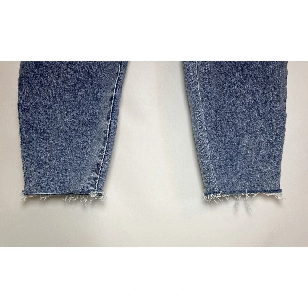 JUDY BLUE Women's Plus‎ Size 16W Blue Jeans Relaxed Fit Raw Hem Stretch Denim